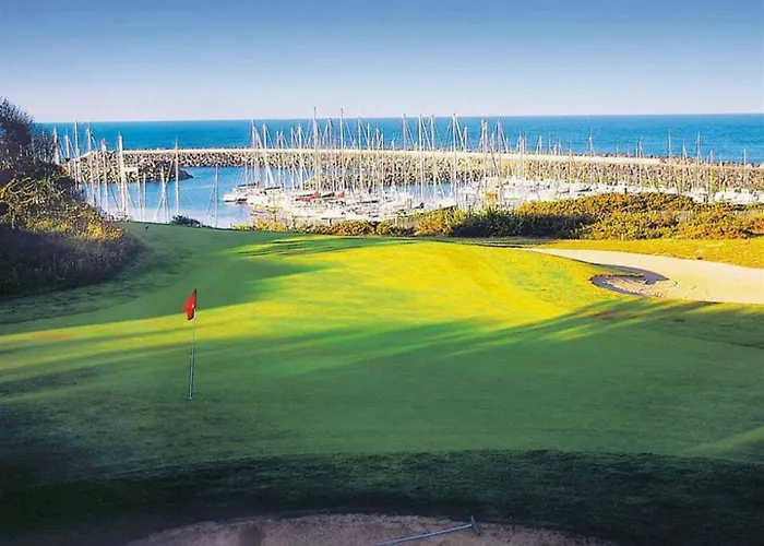 4-7 Pers Grande Terrasse Vue Golf Acces Piscine Et Ocean דירה *